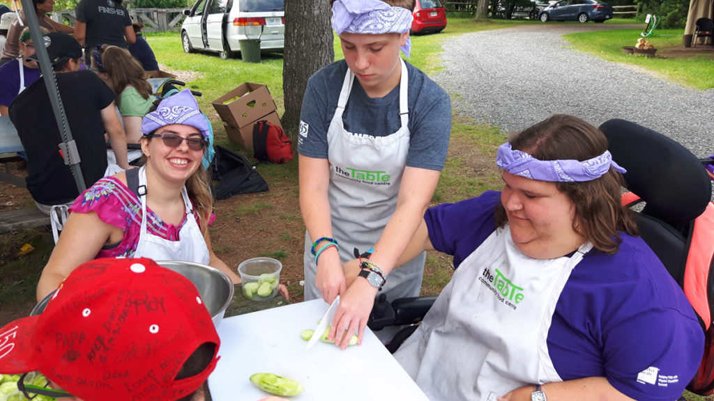 Leaders in Tarining - Learning food preparation